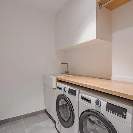 Estándar 5 - Casangular By Upper * Costa Adeje (Tenerife)